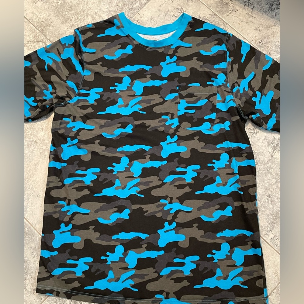 Camouflage Tee Shirt By Kingsize Never Worn 3XL TALL